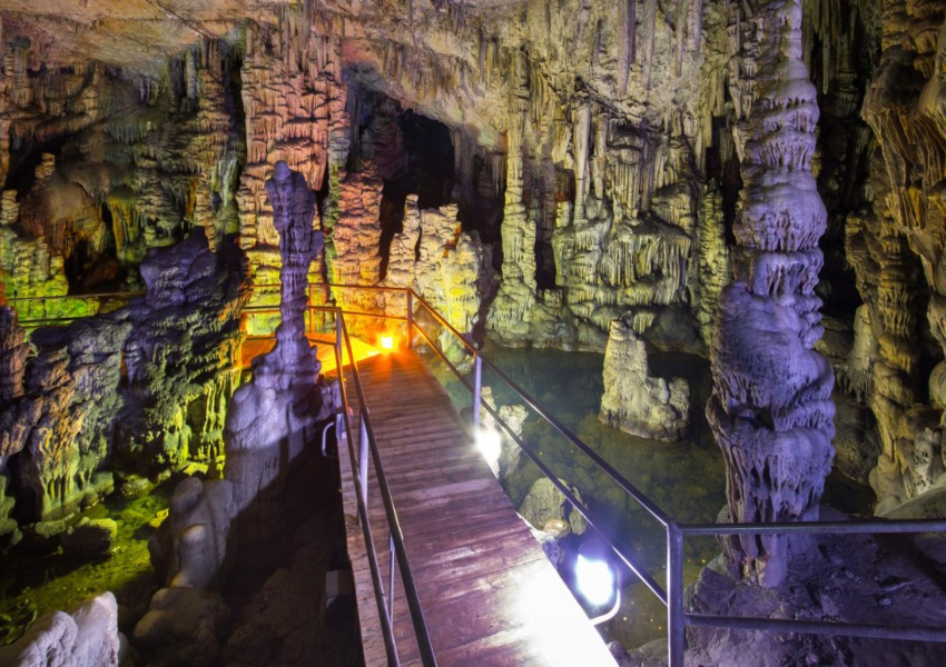 Diktaion antron - Cave of Zeus
