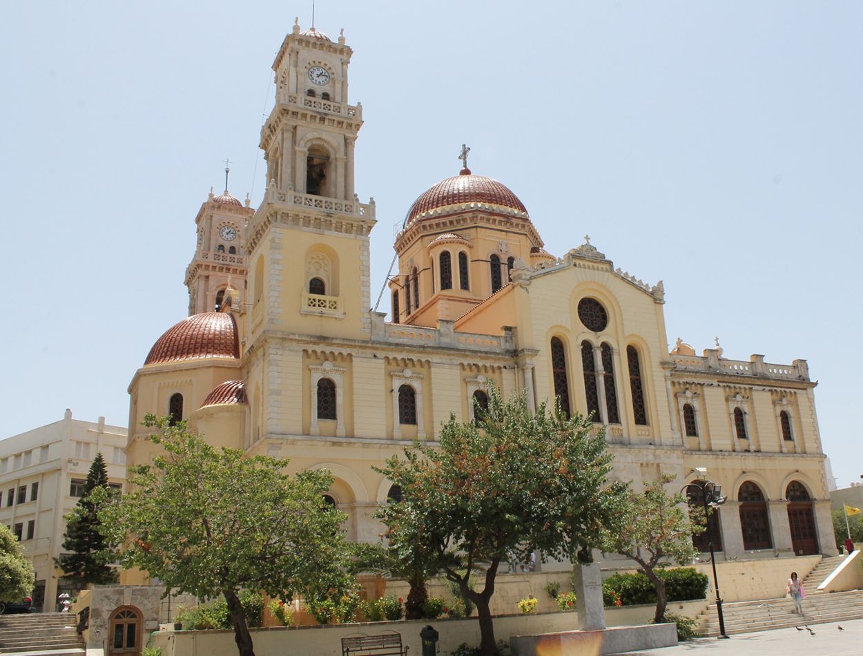 Agios-Minas-cathedral